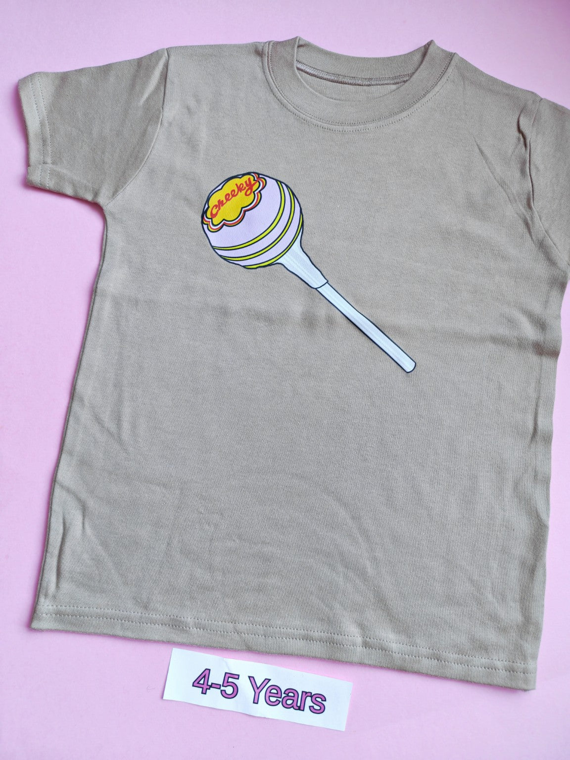Taupe children's t-shirt, 4-5 years, colourful Cheeky lollipop design