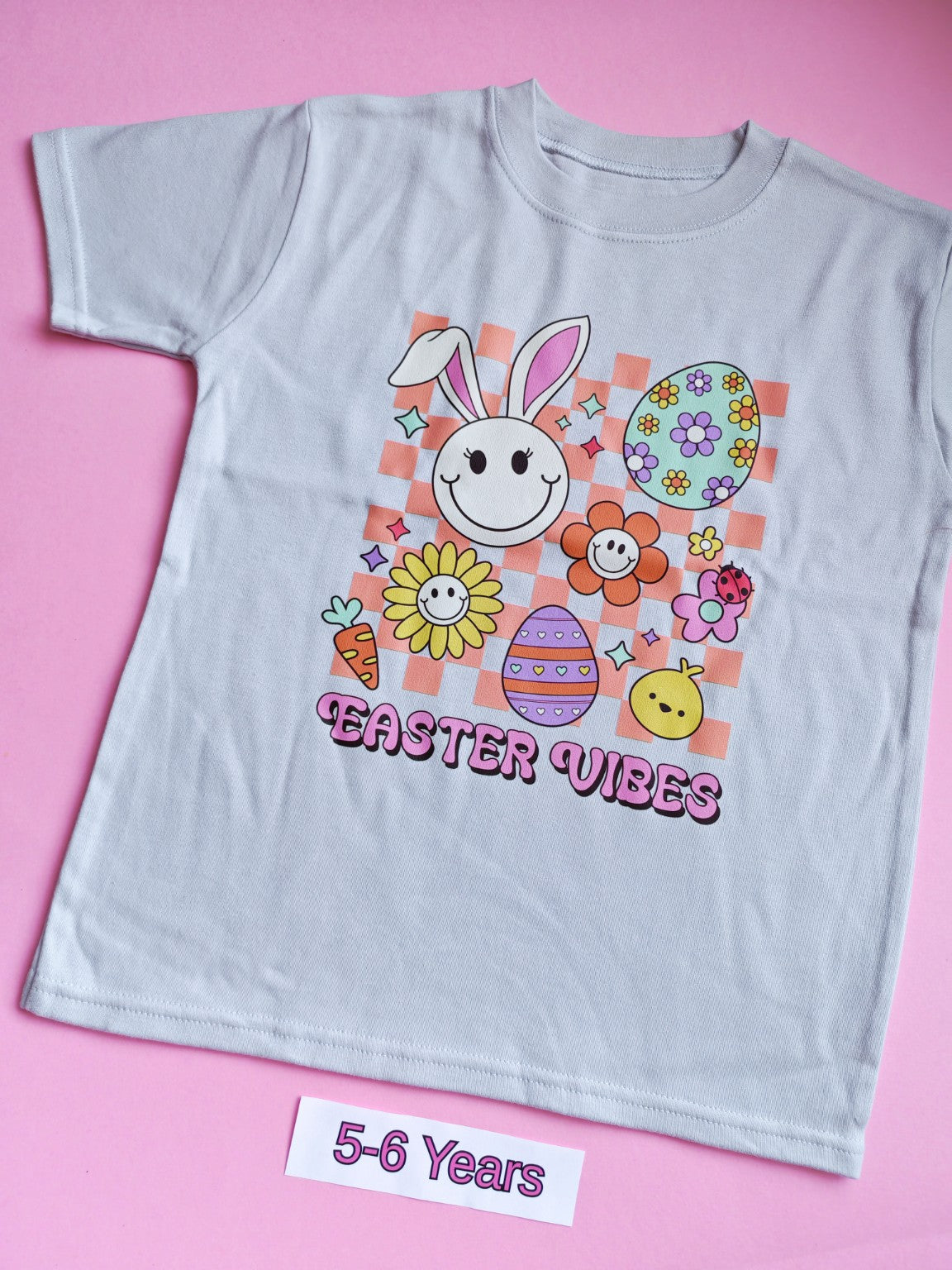 Frozen grey children's Easter t-shirt with cute bunny, flowers and Easter eggs design, size 5-6 years