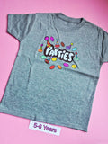 Grey children's t-shirt with colourful Parties party hat design, 5-6 years