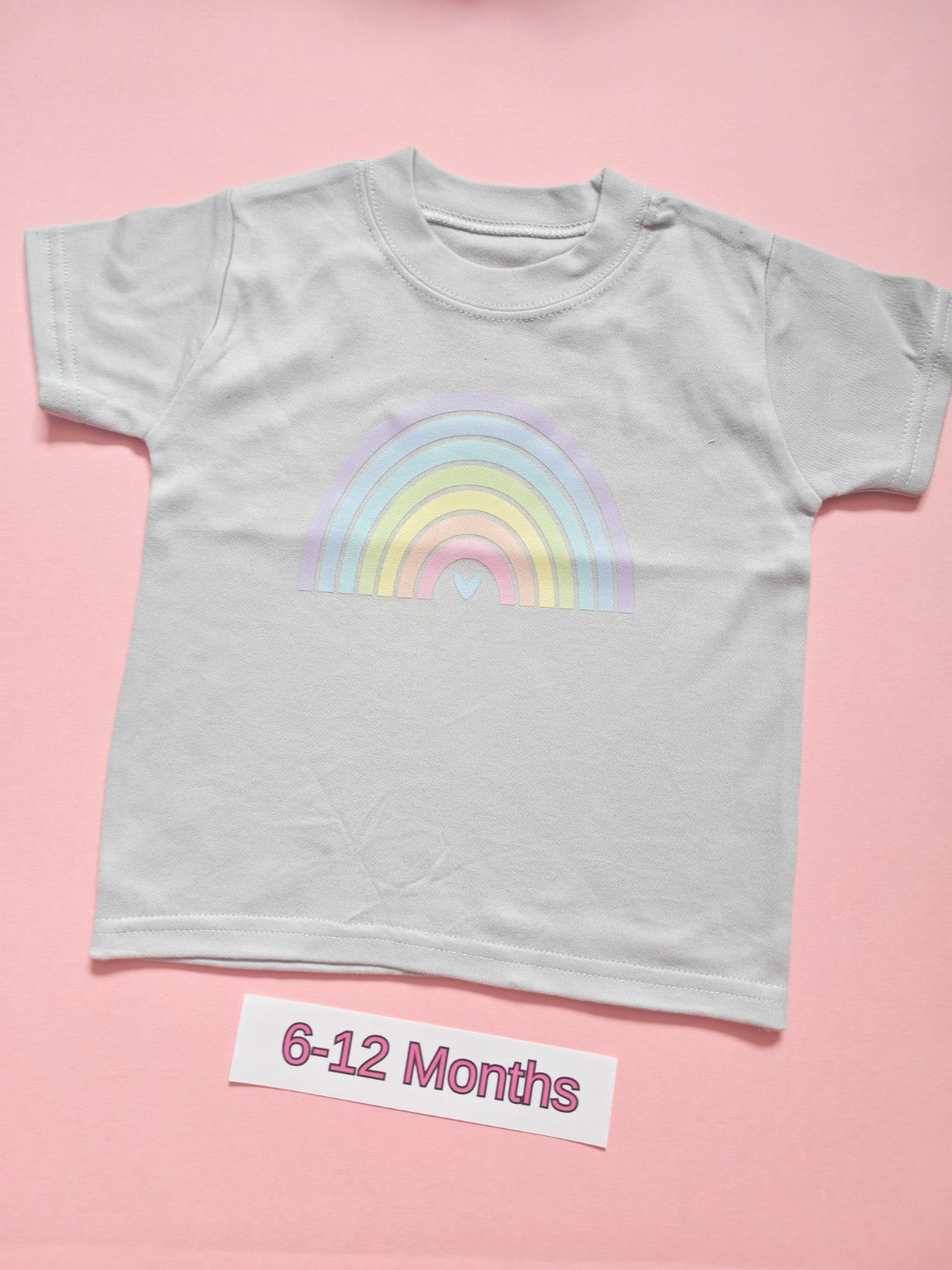 Frozen grey children's T-shirt with pastel rainbow and heart design, size 6-12 months