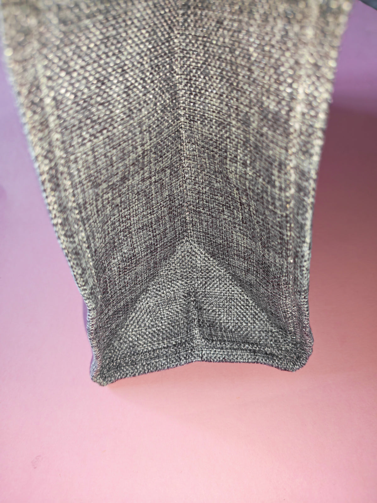 Grey woven shopping bags