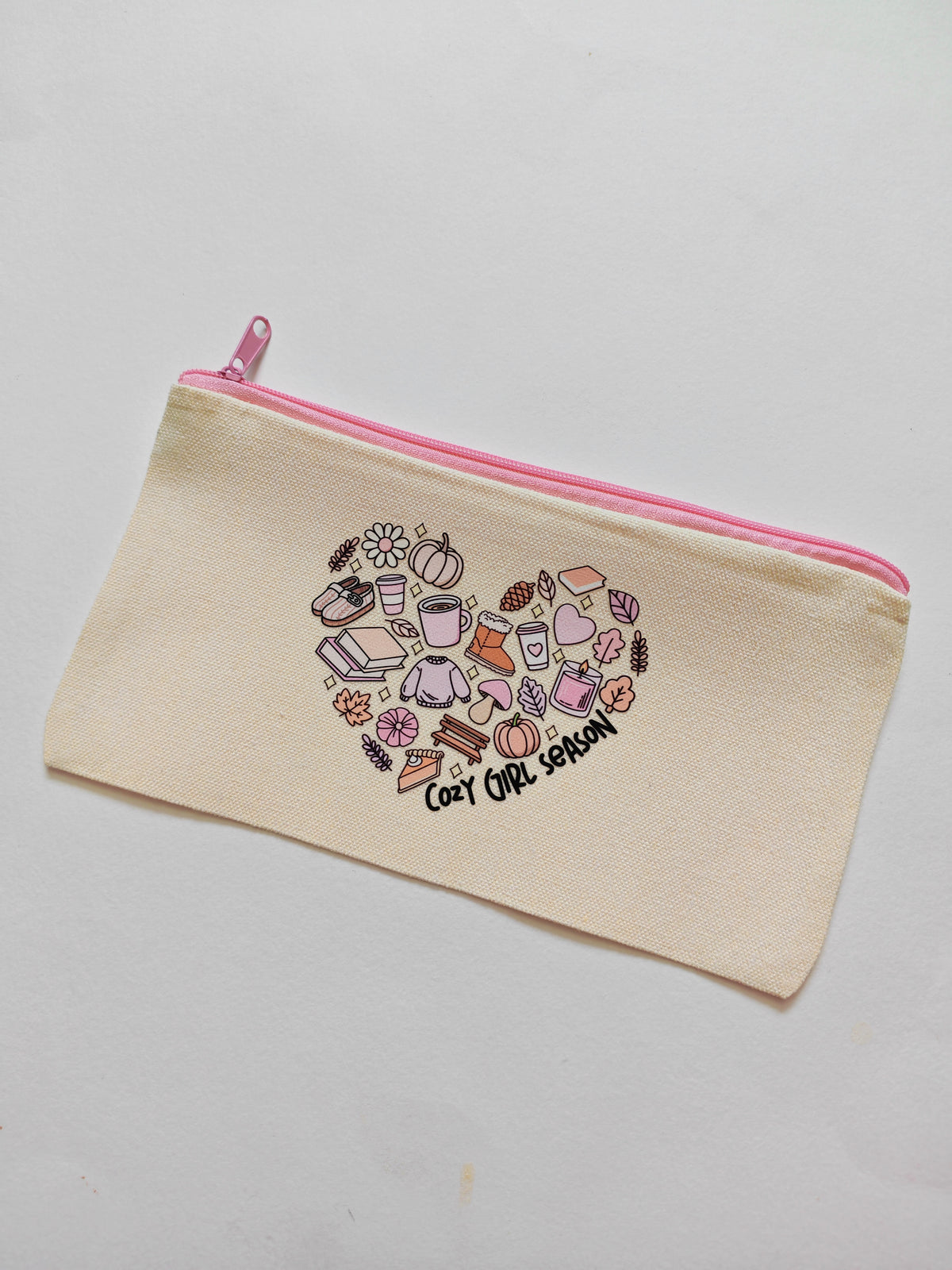 Cozy girl season pencil case